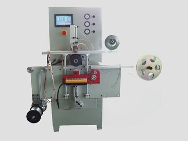Mașină de bobinat automată de înaltă precizie